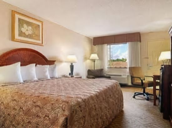 Super 8 La Grange - photo 10