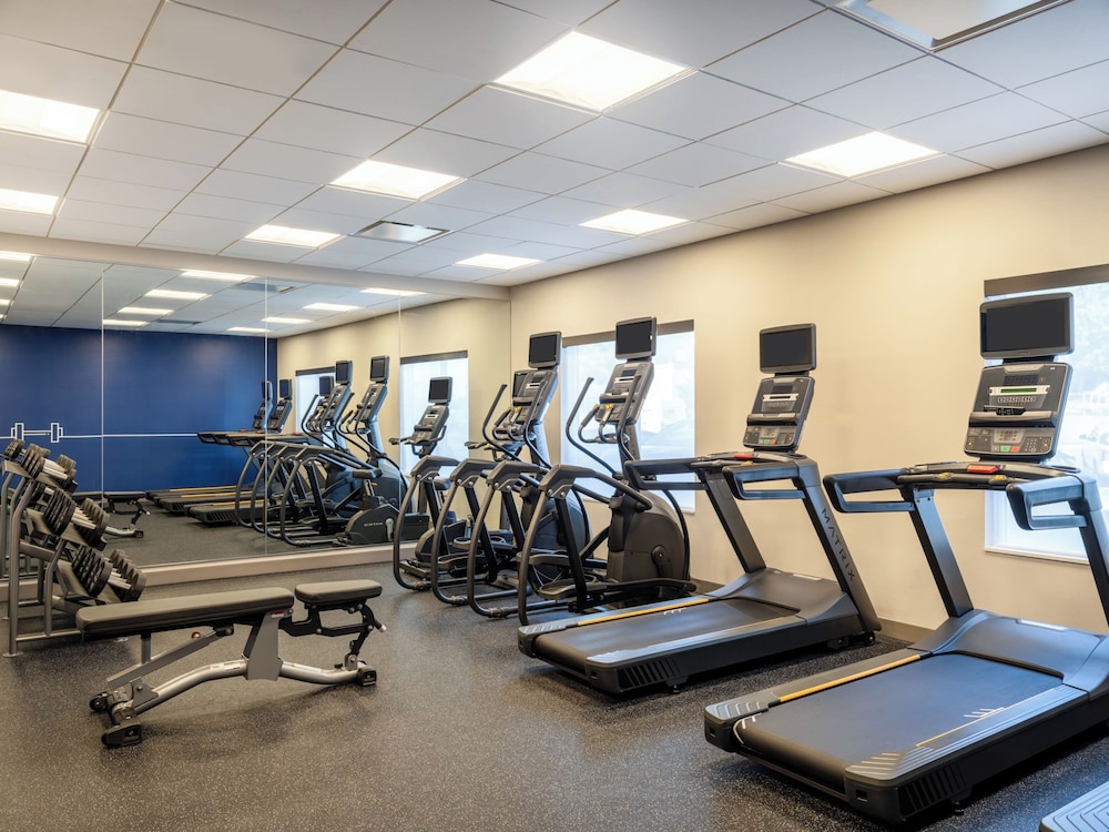 Holiday Inn Express and Suites Meridian Boise west by IHG - photo 21