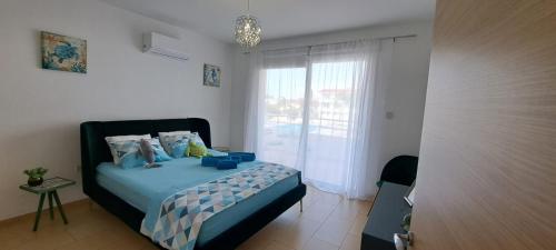 Nissi 3 Pool View Apartment