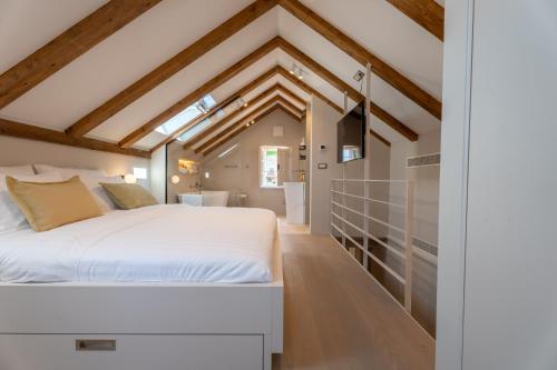 Maxima Comoda luxury villa