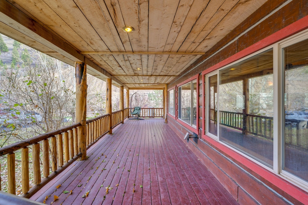 Salmon Vacation Rental w Mountain Views - photo 22