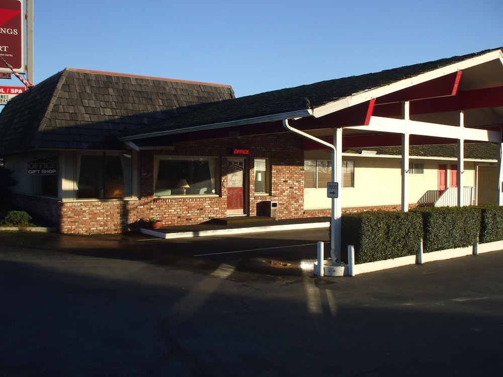 Brookings Inn Resort - photo 25