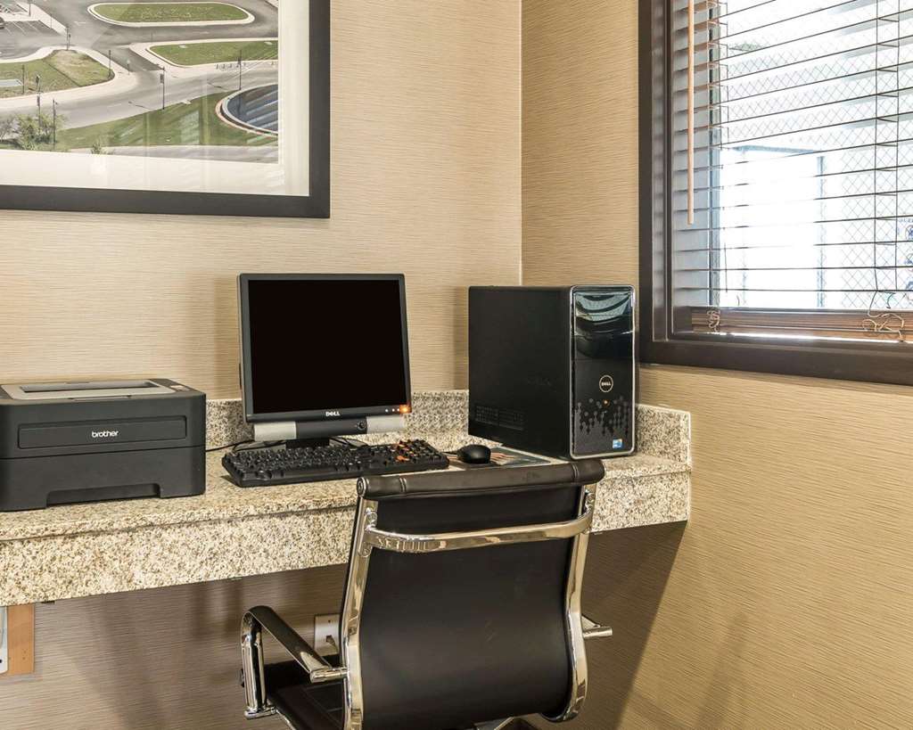 Quality Inn & Suites Bethany - photo 20