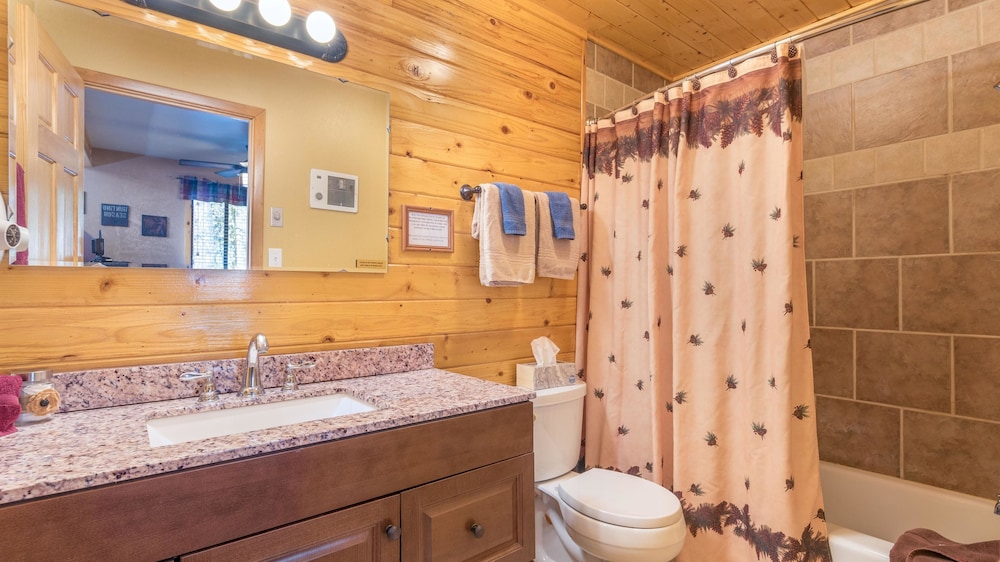 Upper Canyon Inn & Cabins - photo 150