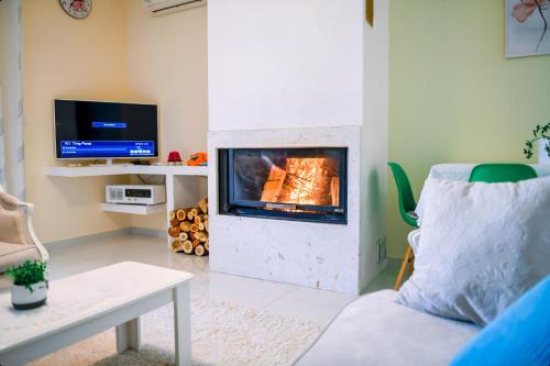 Villa Kuci Drobonik Berat — 4-Star Luxury Hotel in Berat, Albania