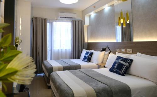 Modern Studio Condo near Mall of Asia & Airport Shore 2 Residences — 4-Star Luxury Hotel in Manila, Philippines