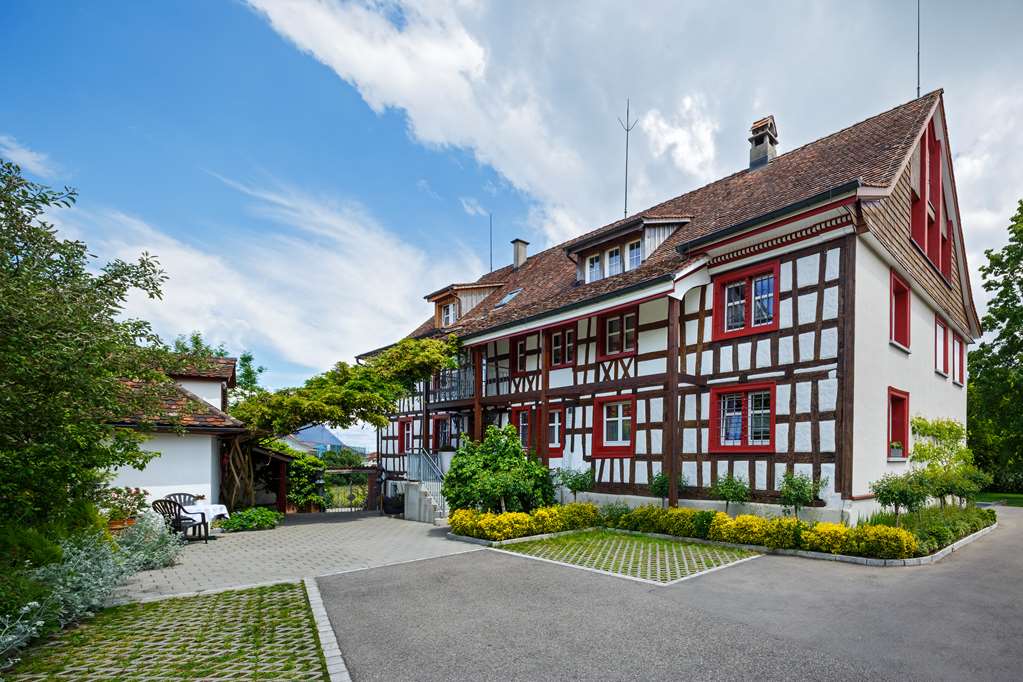 Historische Residenz Lindeneck — hotel in Guttingen