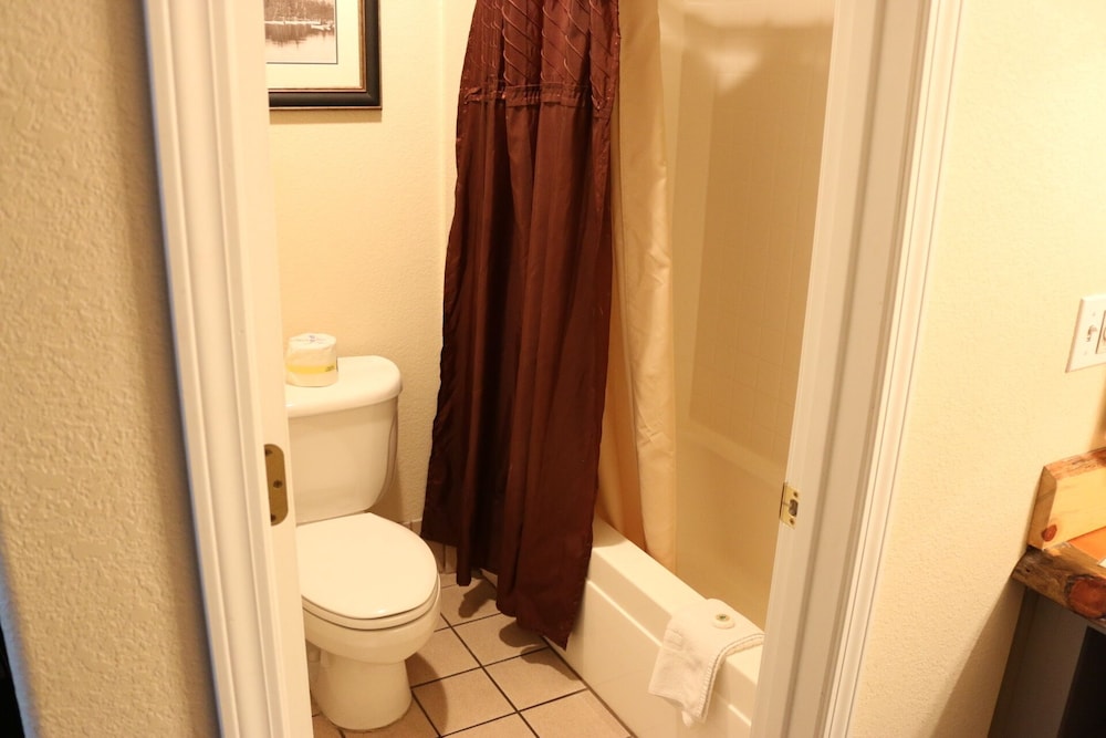 Historian Inn - photo 31