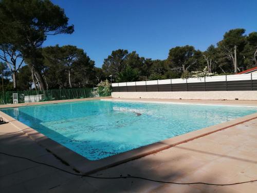 Sous Le Soleil De Provence — hotel in Le Castellet