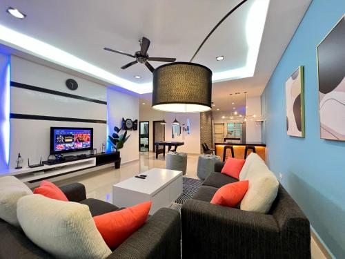 TcVila 12PAX NearTC DinosaurLand PoolTable Netflix — 5-Star Luxury Hotel in Kuantan, Malaysia