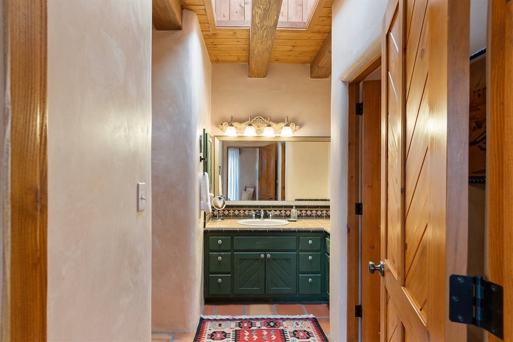 La Joya Spacious and Historic Downtown Jewel - photo 51