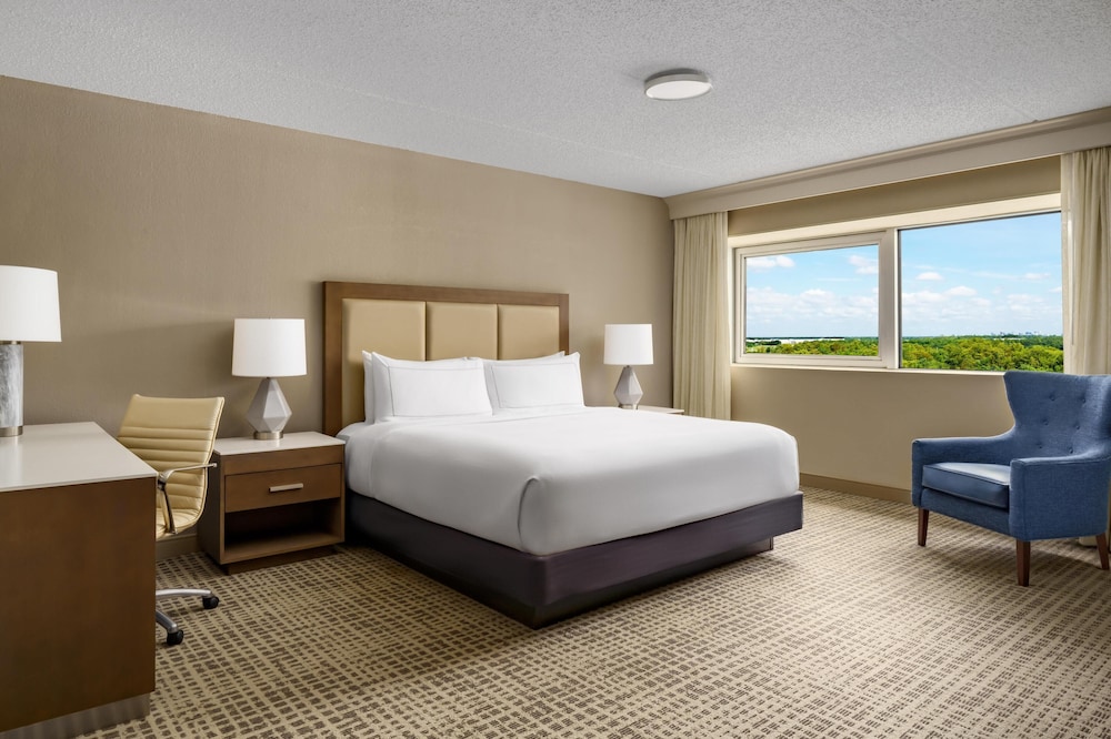 DoubleTree by Hilton Orlando Airport - photo 21