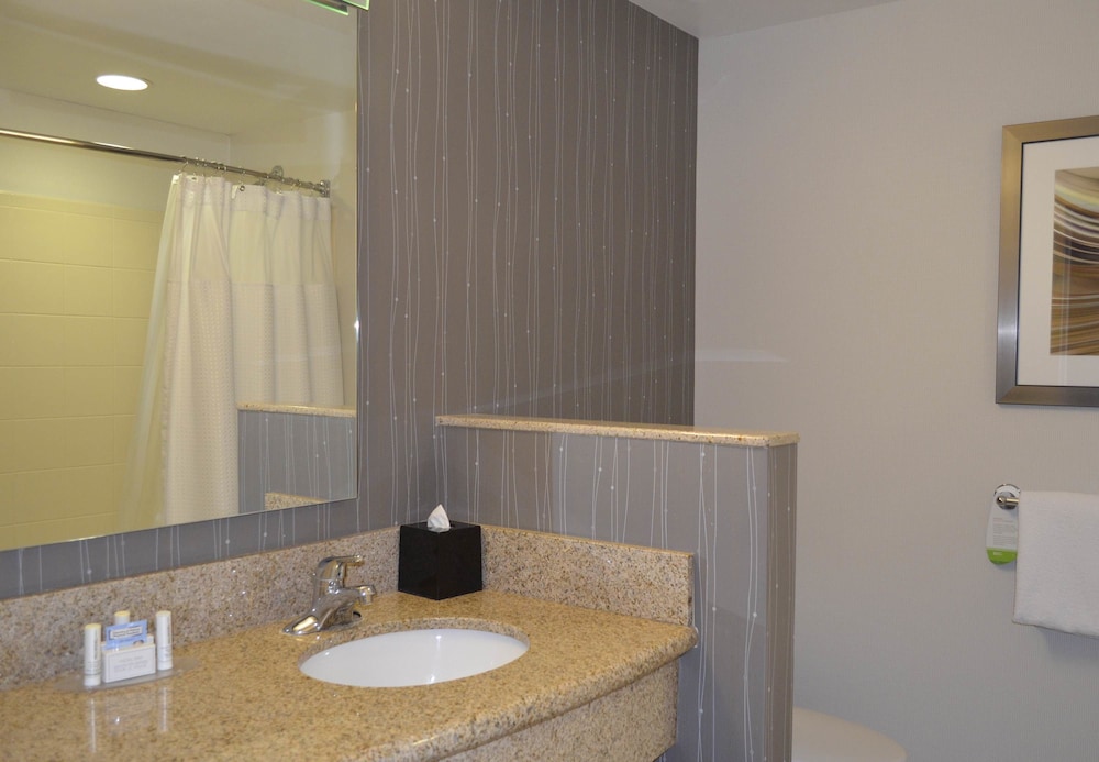 Courtyard by Marriott Winchester - photo 13