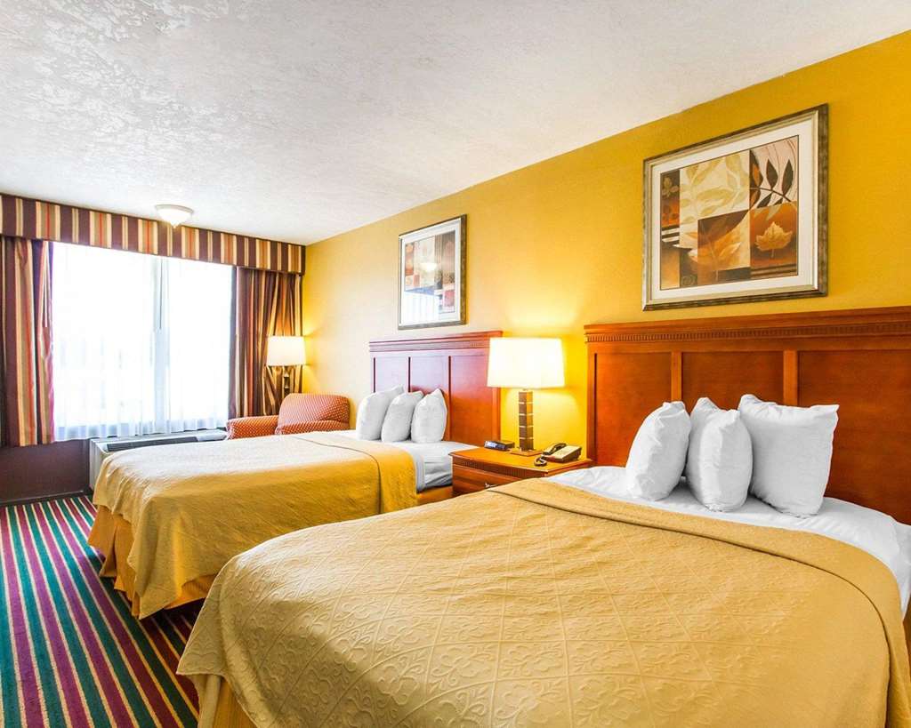 Quality Inn Dyersburg I 155 - photo 16