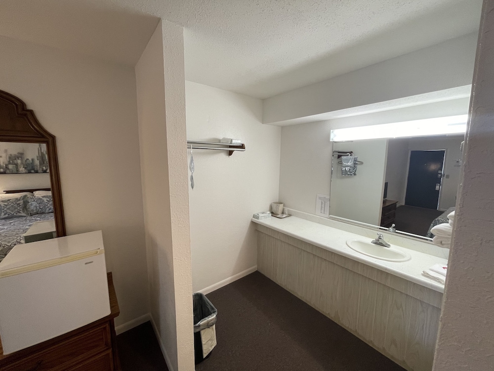 Scottish Inns Motel Osage Beach - photo 58