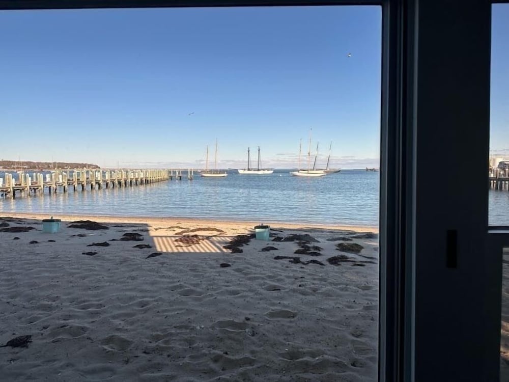 Vineyard Harbor Motel Private Beach - photo 389