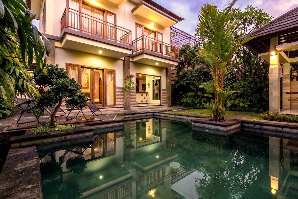 Blue Swing Villa — 4-Star Luxury Hotel in Bali, Indonesia