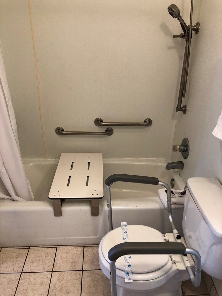 Lax Suites - photo 13