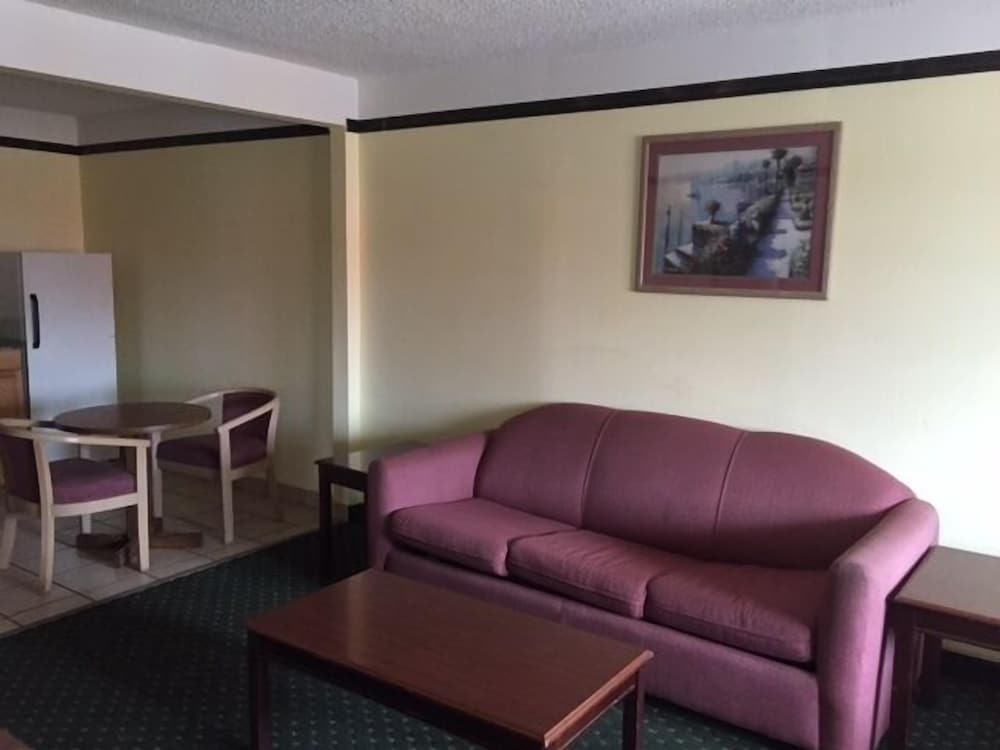 Tower Motel - photo 17