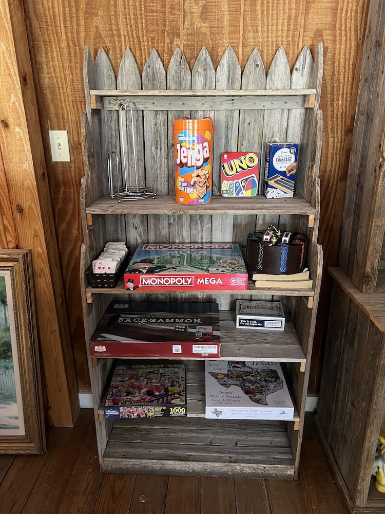 Fort Davis Drug Store Hotel - photo 4