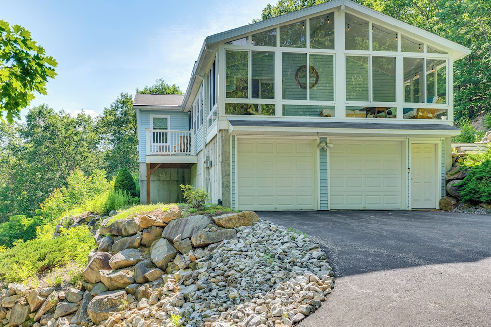 3 Mi to Gunstock Mountain Resort: Gilford Getaway — hotel in Gilford