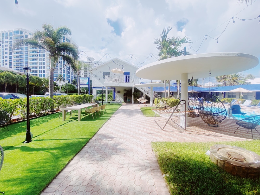 Sea Steps Suites - photo 46