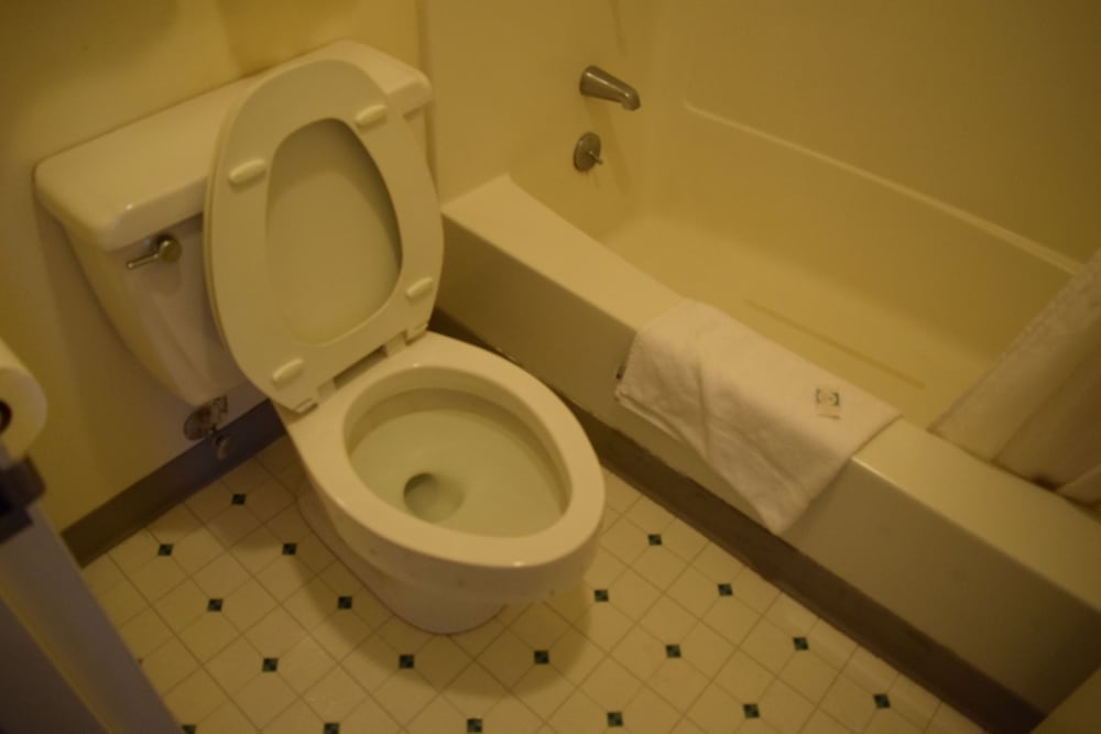 Travelers Inn & Suites - photo 27
