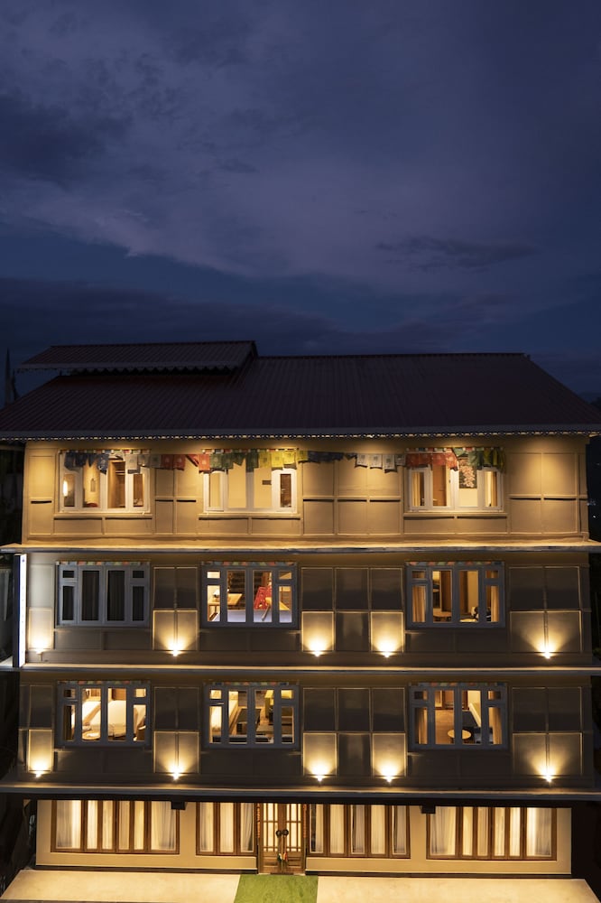 Mount Magnolia Boutique Hotel & Spa in Gyalshing, India