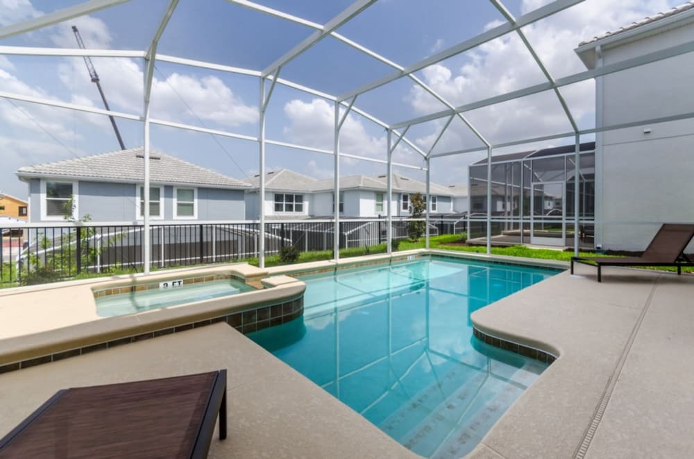 6 Bedroom Golf Course Resort Villa - photo 8