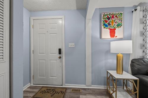 Cosy house home away from home — 4-Star Luxury Hotel in Grove, United States