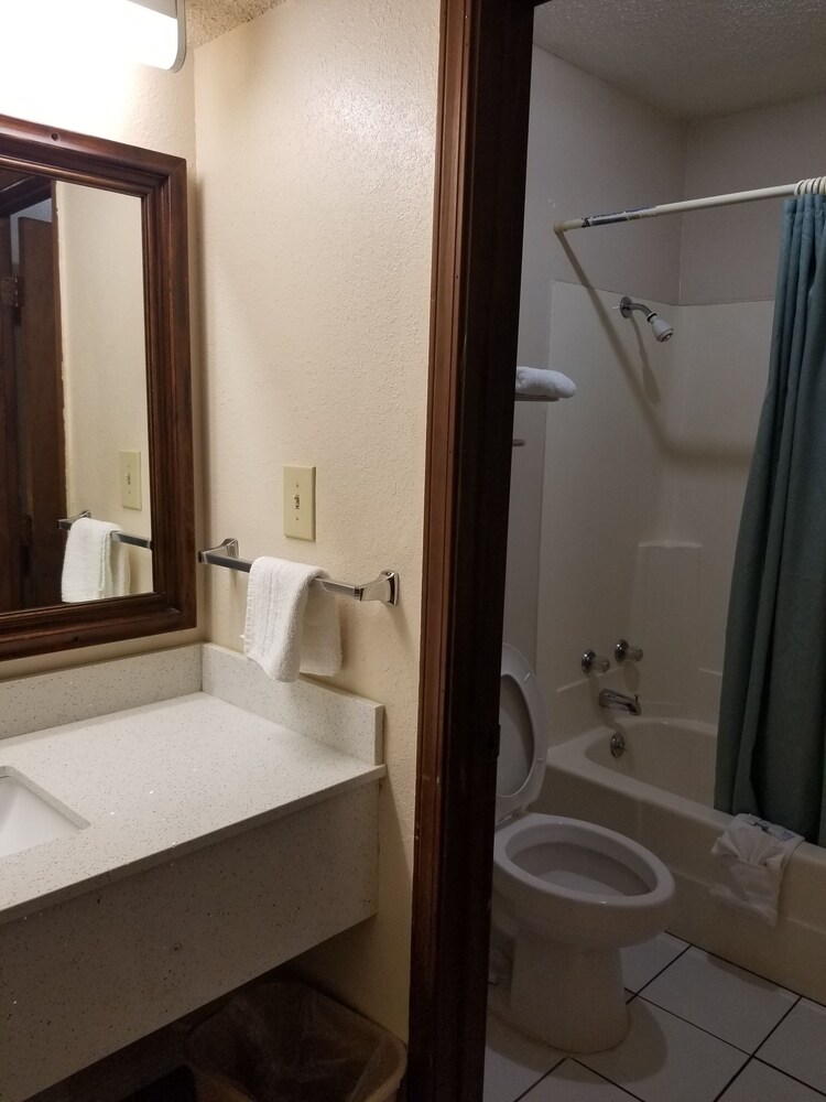 Eufaula Inn - photo 25