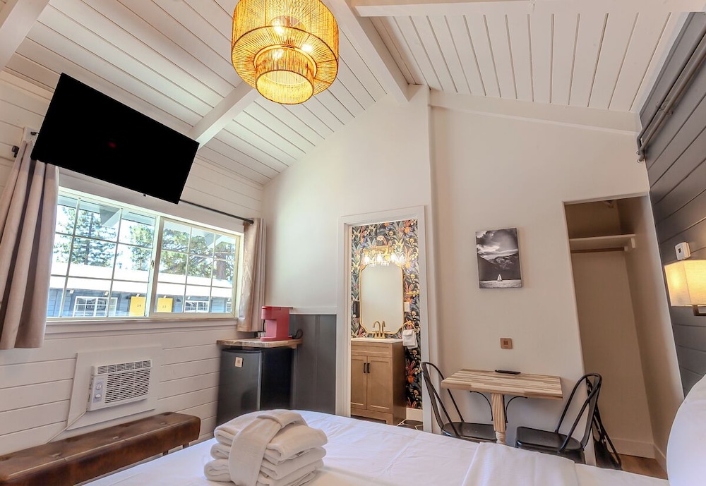 Tahoe Mountain inn - photo 48