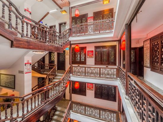 Hampton Hanfu Travel Photography Hotel in Yangshuo, People's Republic of China