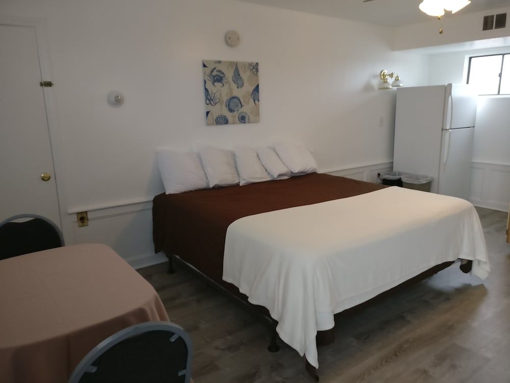 Nautical Motel - photo 6