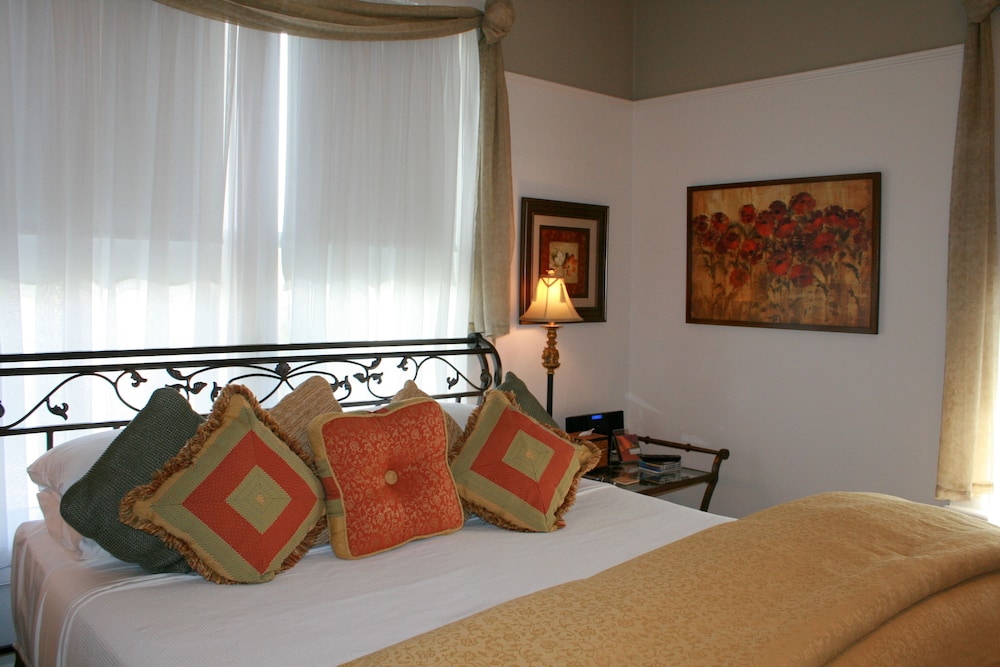 Honor Mansion - photo 6