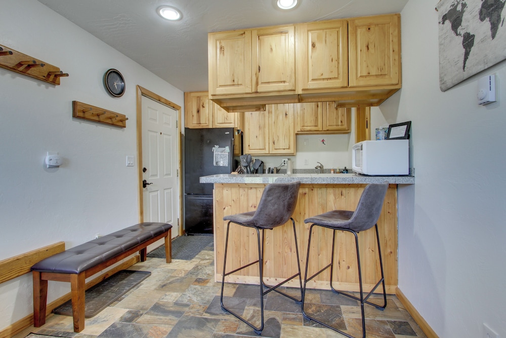 Modern Mountain View Condo at Big Sky Resort - photo 8