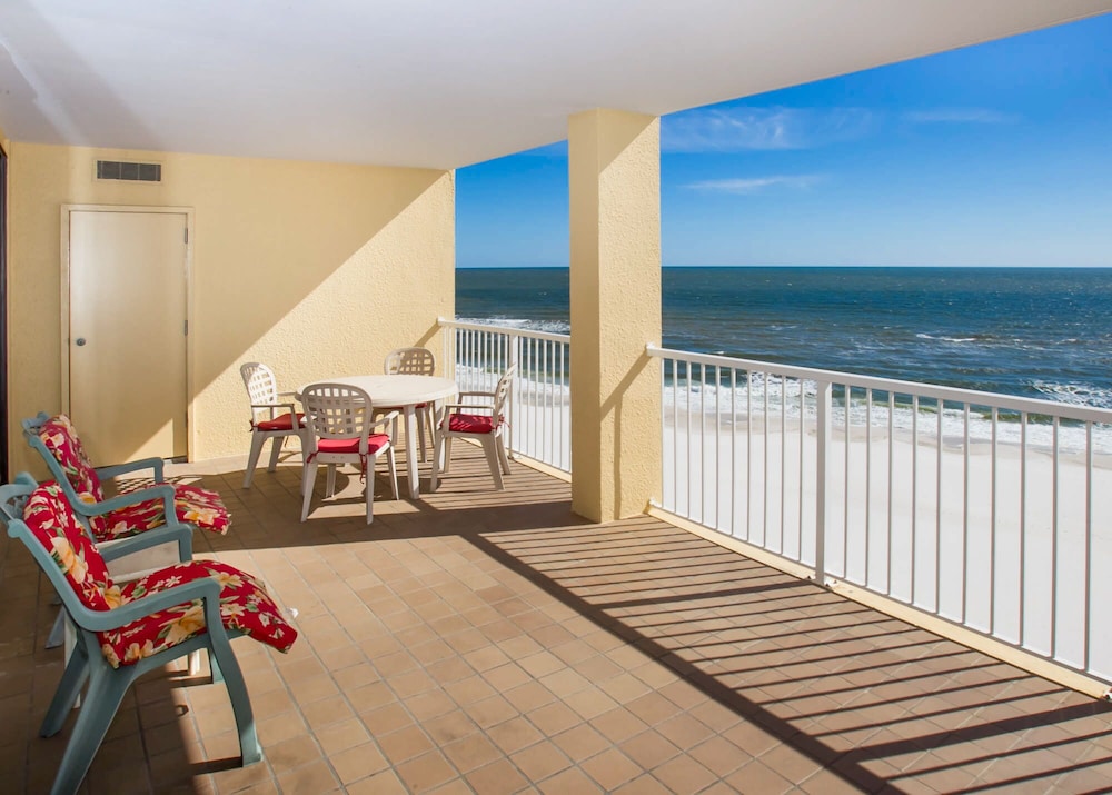 Summer House by Meyer Vacation Rentals — 4-Star Luxury Hotel in Orange Beach, United States