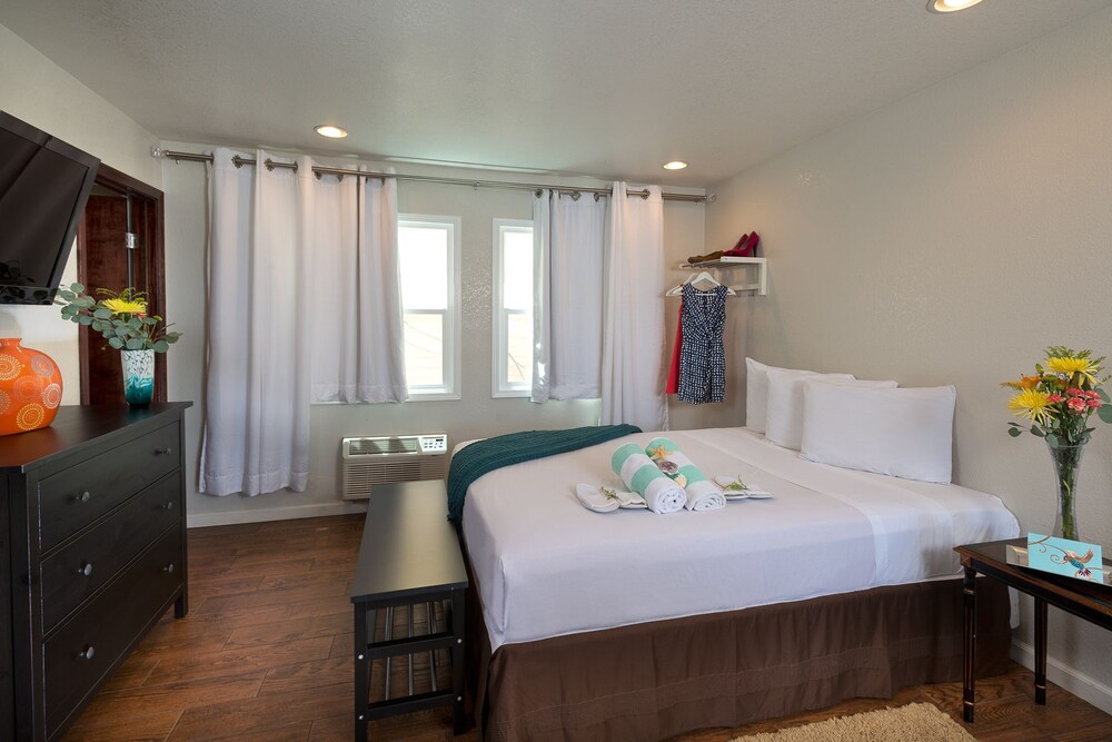 Hotel Point Loma - photo 6