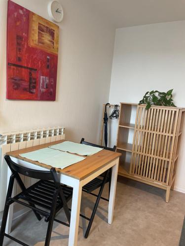 L'Atelier Planqué - carbon neutral hotel in Le Mans