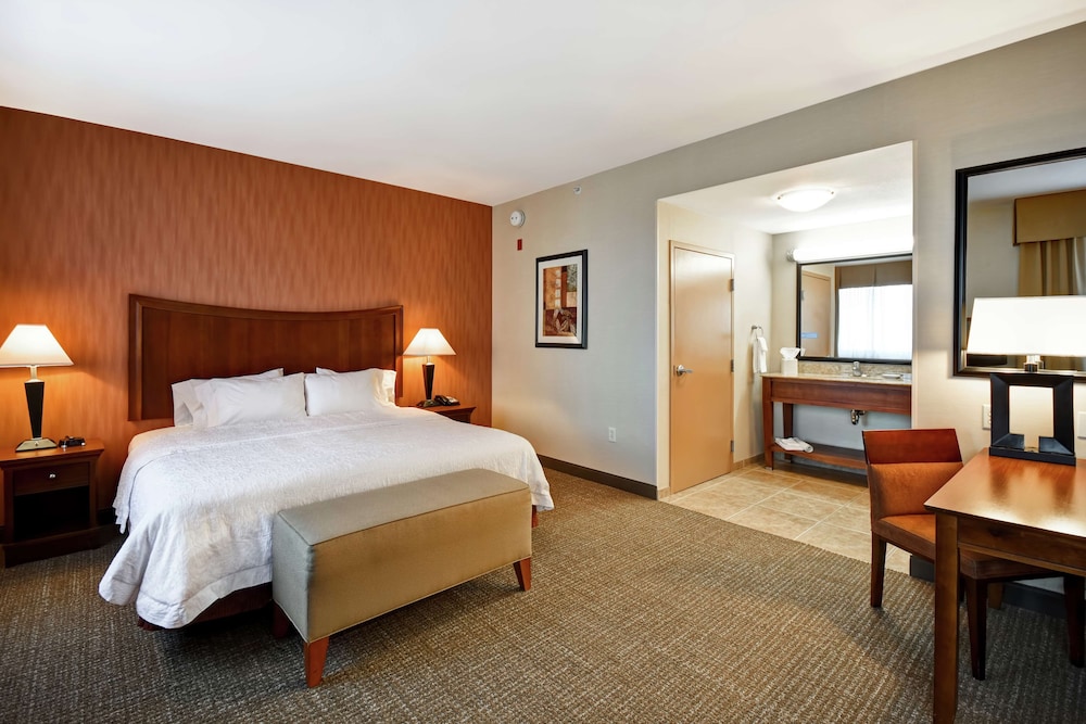 Hampton Inn & Suites Folsom - photo 29