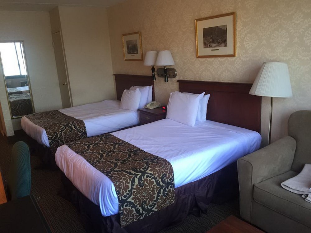 Airway Inn at LaGuardia - photo 6