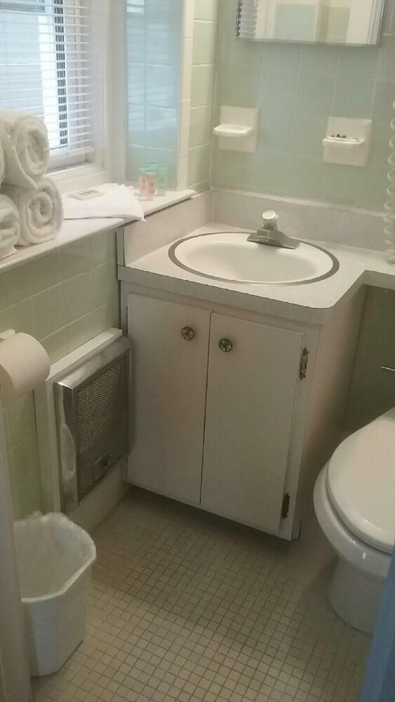 Homestead Beach Hotel - photo 21