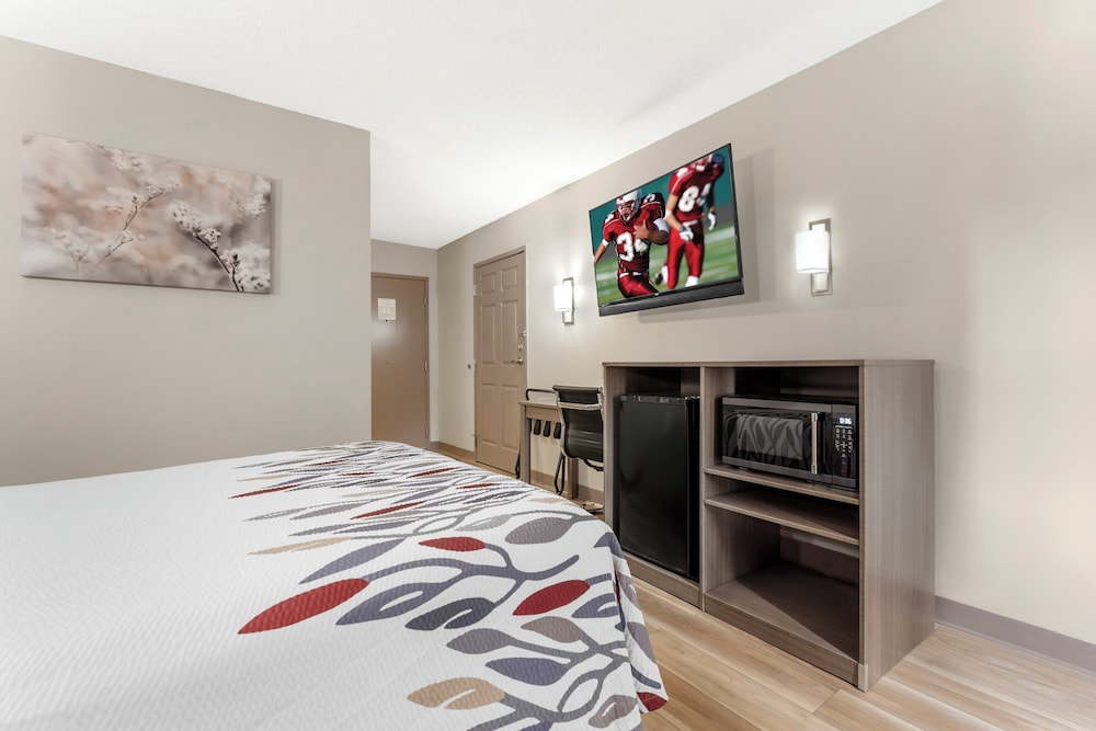 Red Roof Inn Johnstown - photo 12