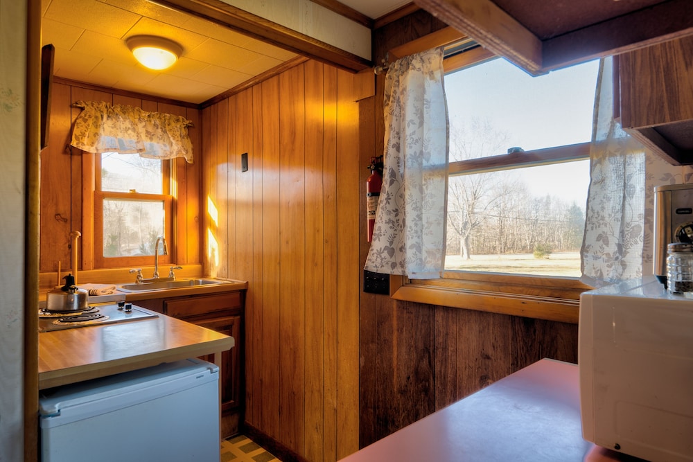 Gale River Motel - photo 29