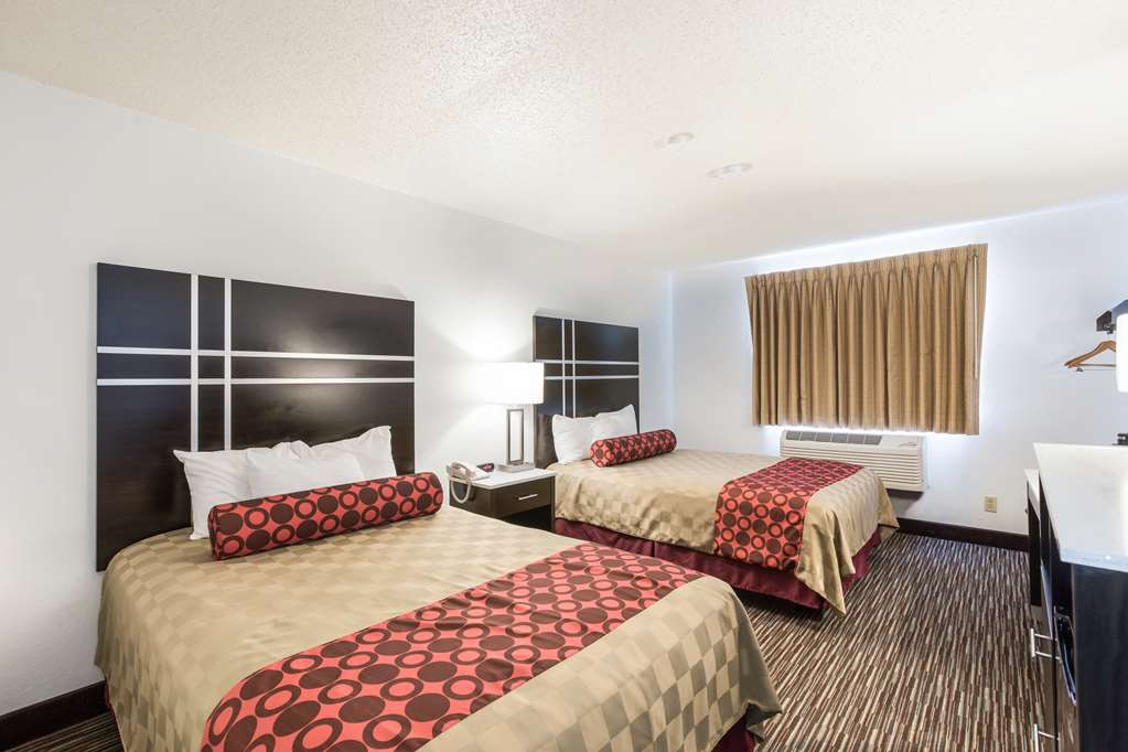 Americas Best Value Inn Charlotte MI - photo 24