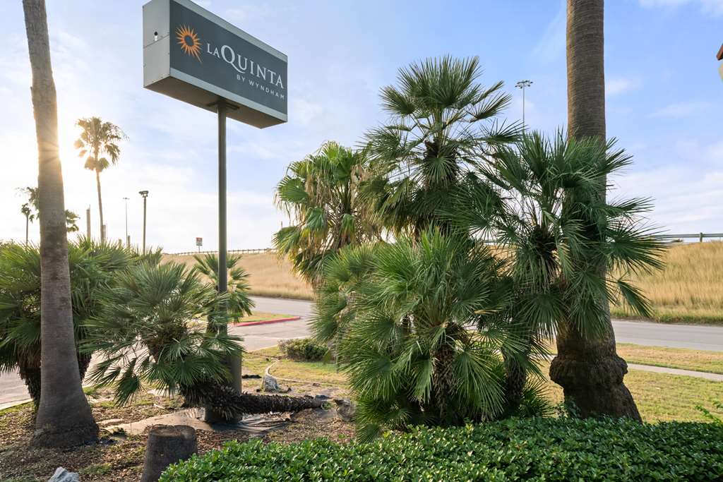 La Quinta Inn by Wyndham Corpus Christi North - photo 42