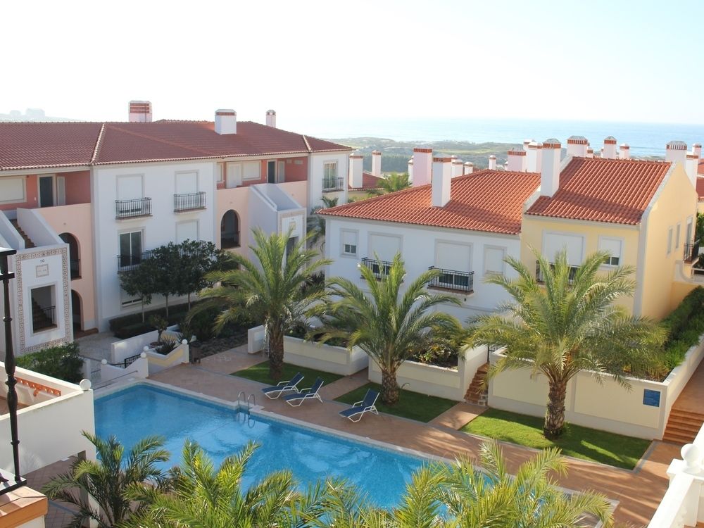 Silver Coast Holidays — 4-Star Luxury Hotel in Obidos, Portugal