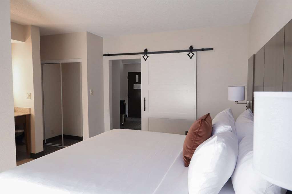 Wingate by Wyndham Jackson Ridgeland - photo 11