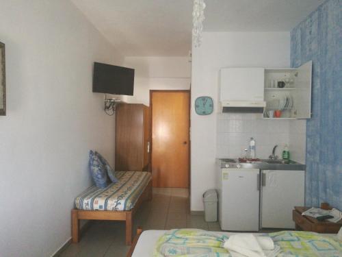 Adamas Rooms — Palaiochora — photo 4