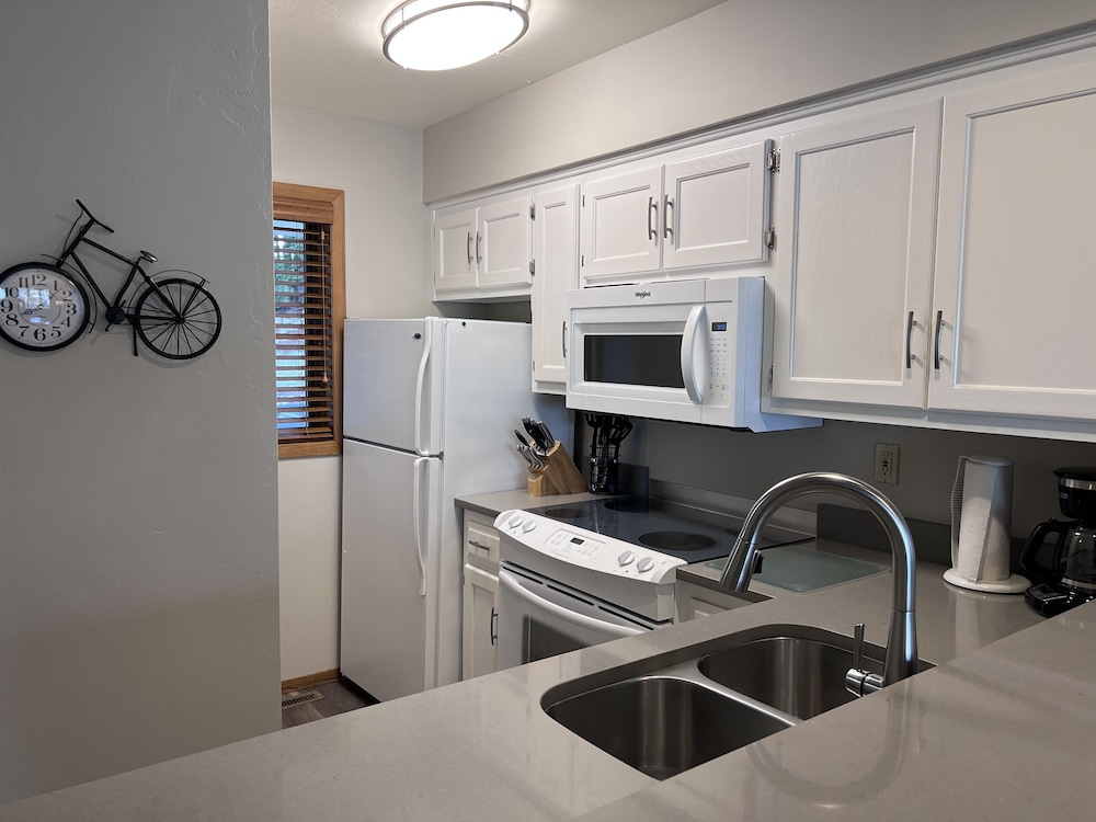 Homestead Suites Fish Creek - photo 35